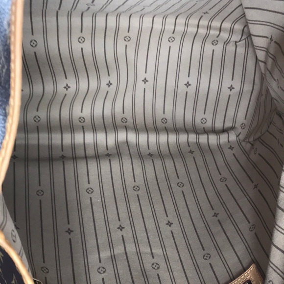 🌟JUMBO🌟LOUIS VUITTON HOBO BAG - Picture 14 of 14